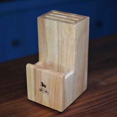 Small Kangaroo Knife Box (Kom-Kom)